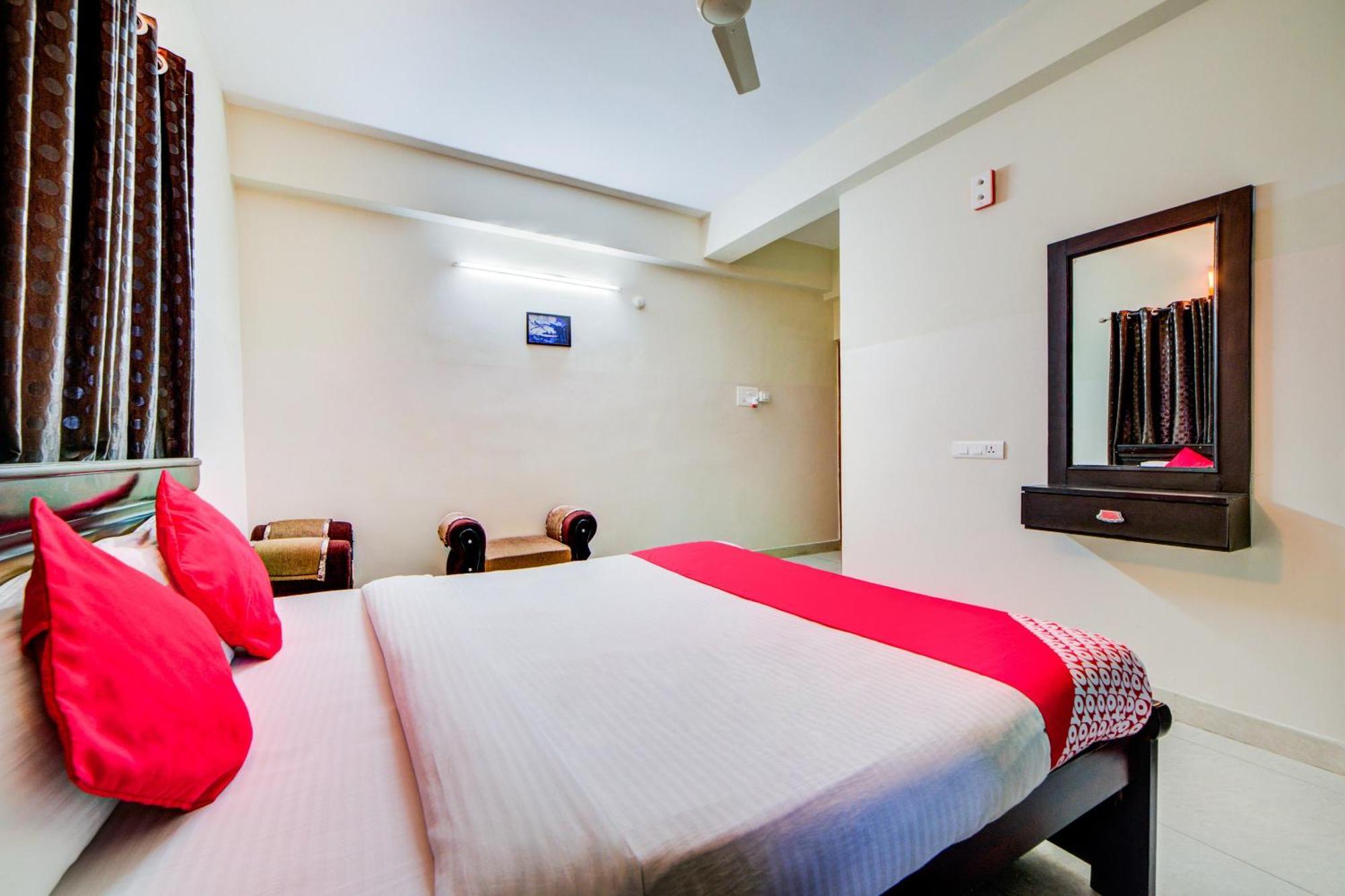 Super Hotel O The Royal Nest Near Shilparamam Kondapur  Extérieur photo