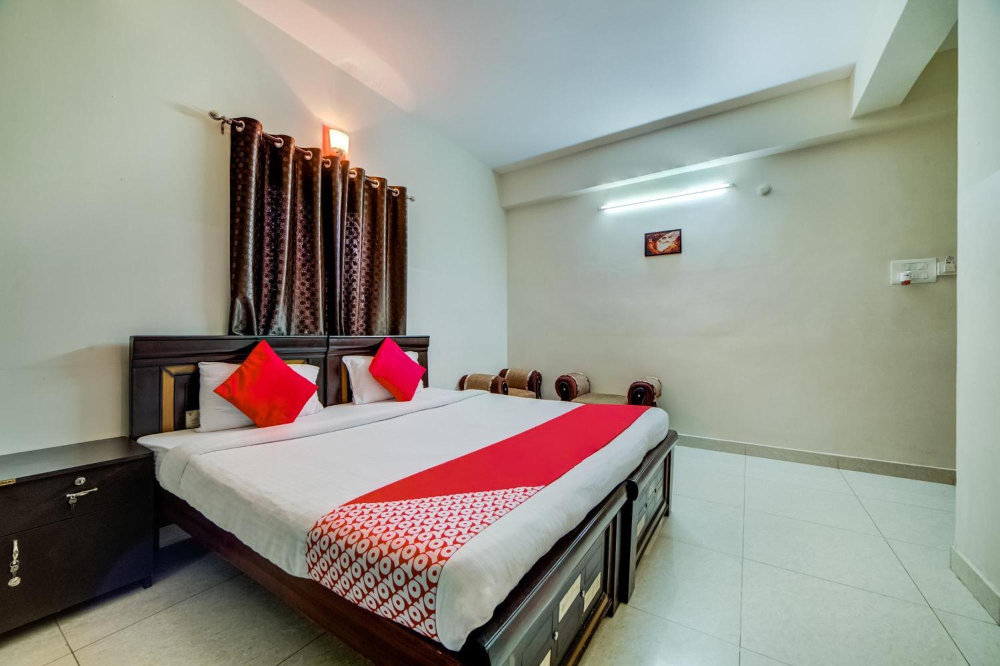 Super Hotel O The Royal Nest Near Shilparamam Kondapur  Extérieur photo