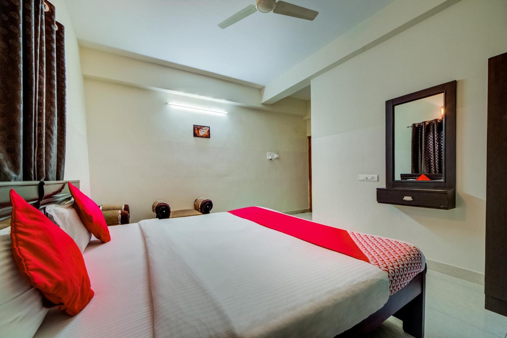 Super Hotel O The Royal Nest Near Shilparamam Kondapur  Extérieur photo